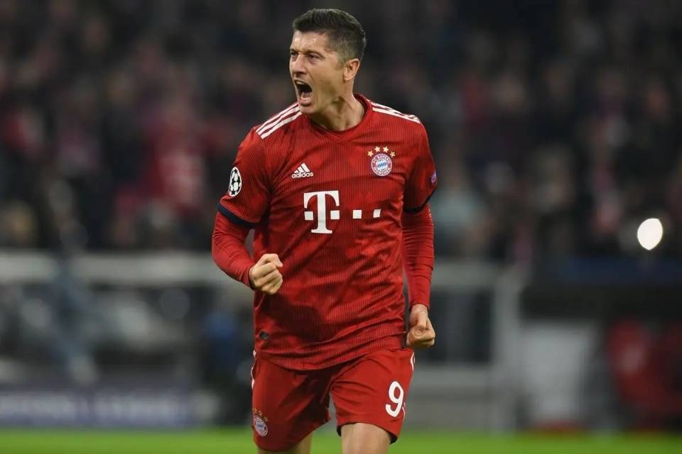 英雄迟暮！巴萨决定不与莱万续约后者或合同到期后直接退役